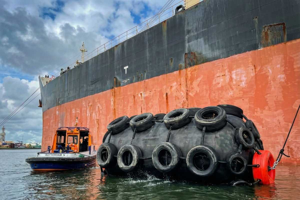 Зачем нужны кранцы и чем «портовые» отличаются от «лодочных»
